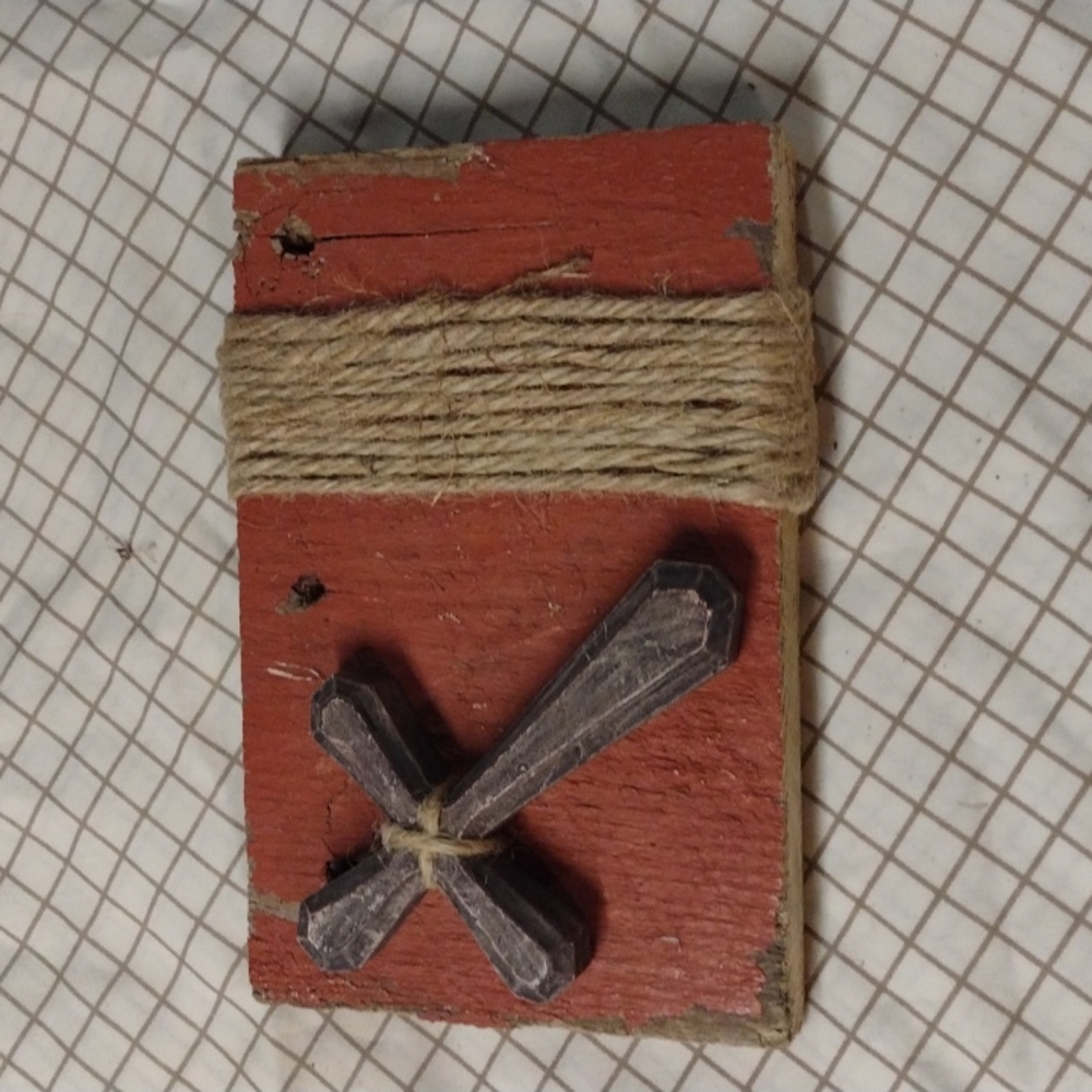Rustic Barn Lumber Cross